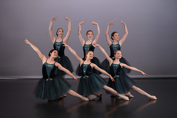 Ballet 4  Group-1182